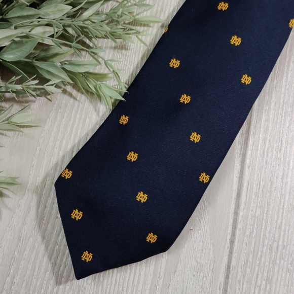 Vintage Other - Vintage Notre Dame colleges men's Tie